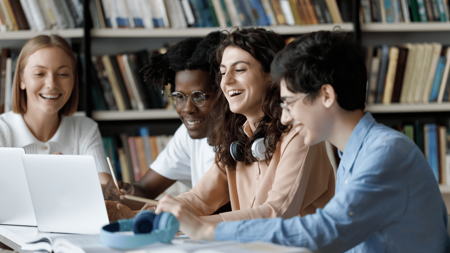 Top 7 Features of A Student Management System for Higher Education